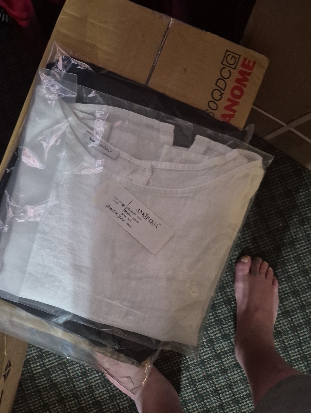 AMBRoSA White Linen Top